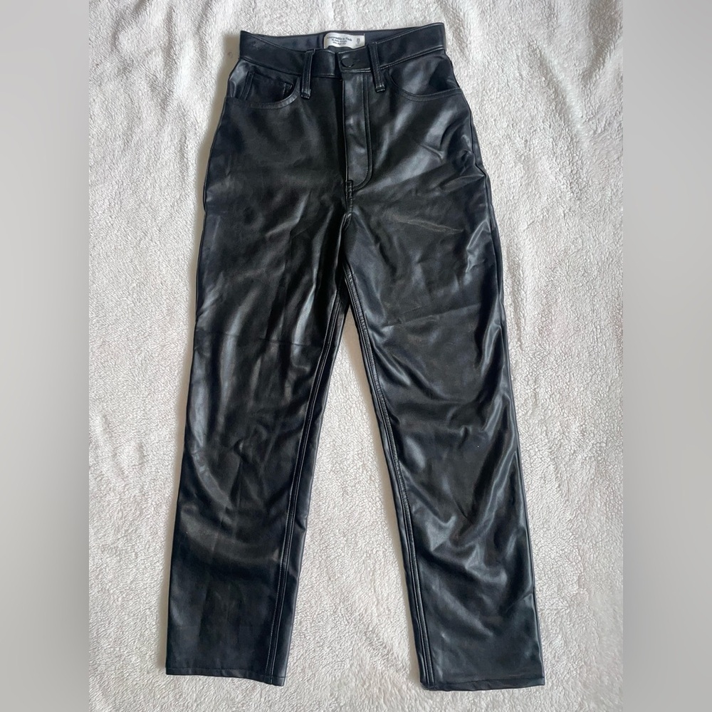 Abercrombie & Fitch Vegan Leather Ultra High Rise Ankle Straight Pant Black 25